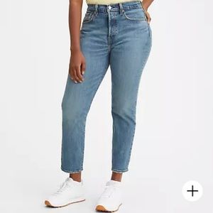 Levi’s Wedgie Fit Ankle Jeans